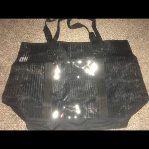 Victoria’s Secret beach tote!
